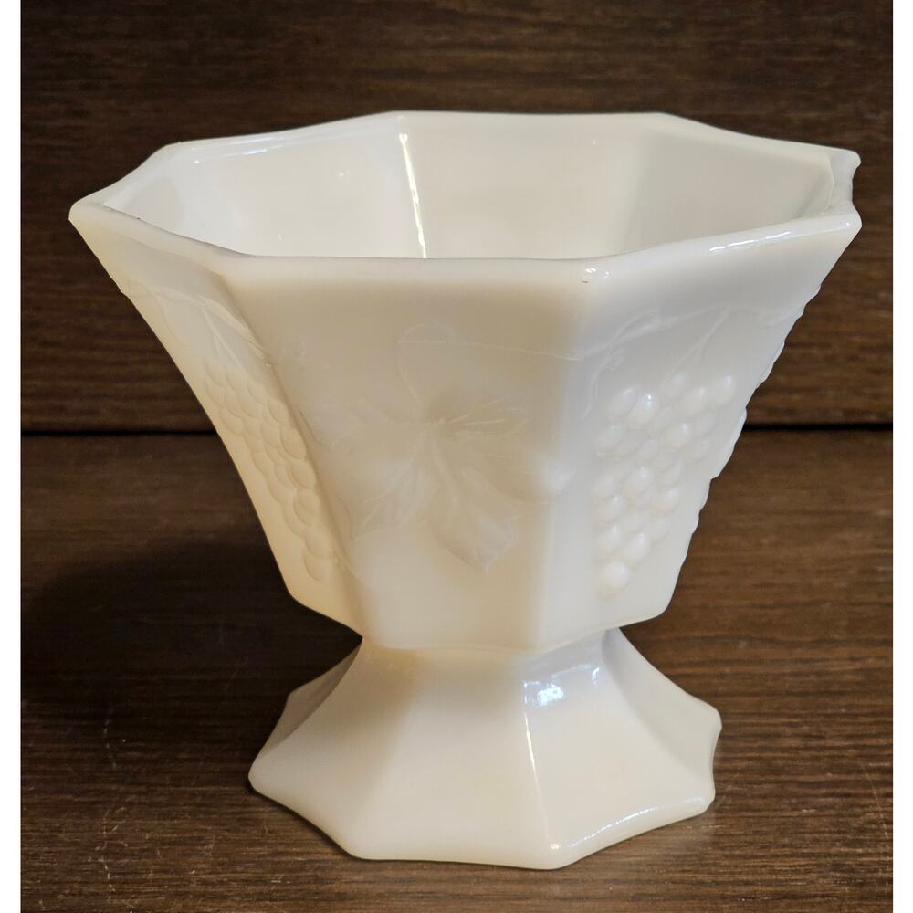 Vintage White Milk Glass ANCHOR HOCKING Open Compote Bowl Candy Dish Planter